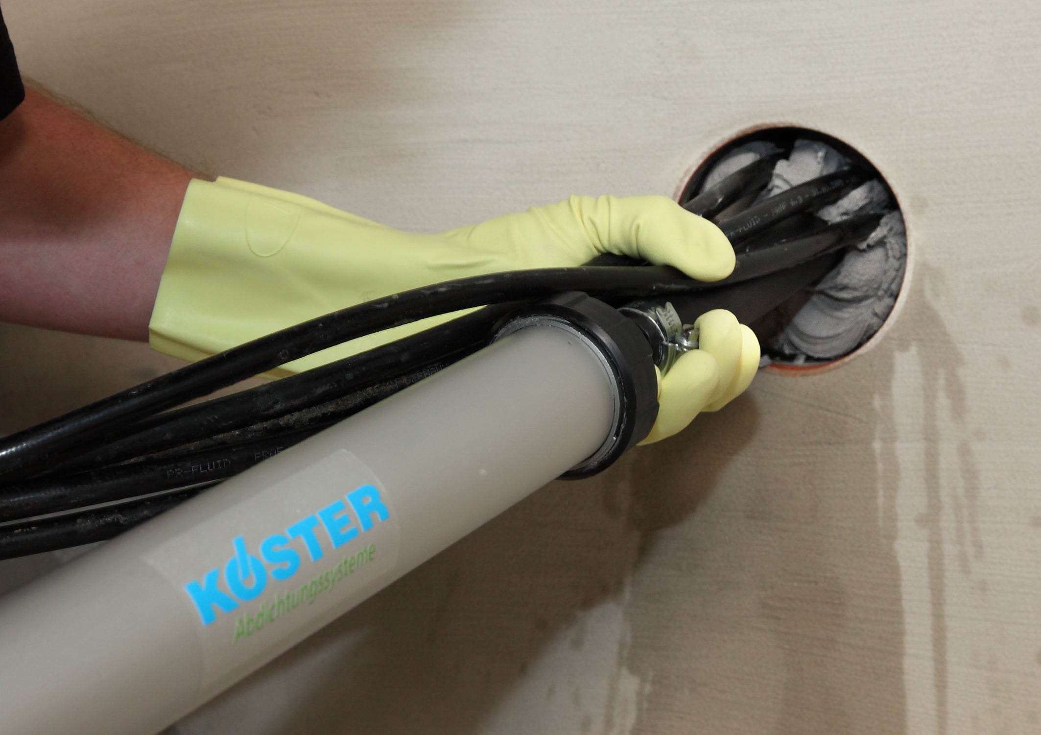 waterdichte doorvoer kelderwand